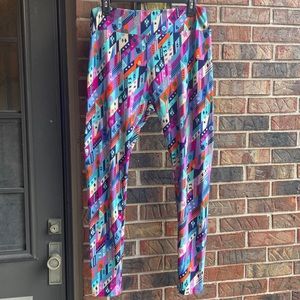 Lularoe Tall & Curvy Snow White Leggings
